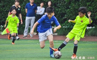 每个小学会有足球考试吗，每个小学会有足球考试吗英语